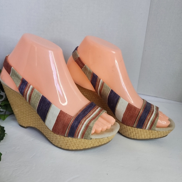 Anne Klein Fortuna Stripe Fabric Slingback Rattan Wedge Sandals Boho 6M - Picture 1 of 11